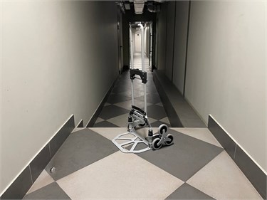 Тележка лестничная складная до 80 кг  (механизм из металла) 3081