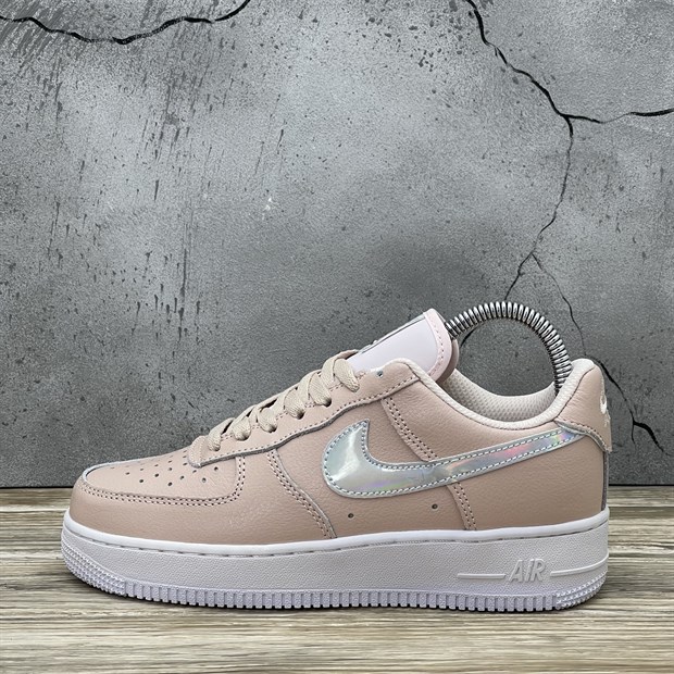 Nike Air Force 1 Low Pink Iridescent - фото 8496