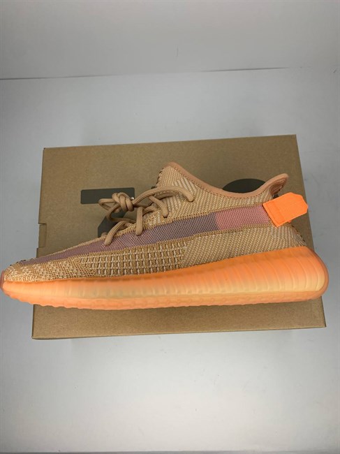 YEZZY BOOST 350 V2 - фото 9428