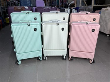 Чемоданы без молнии с карманом для ноутбука 3043