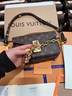 Louis Vuitton 2670